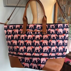 Stella & Dot Getaway bag Elephant Print Retired